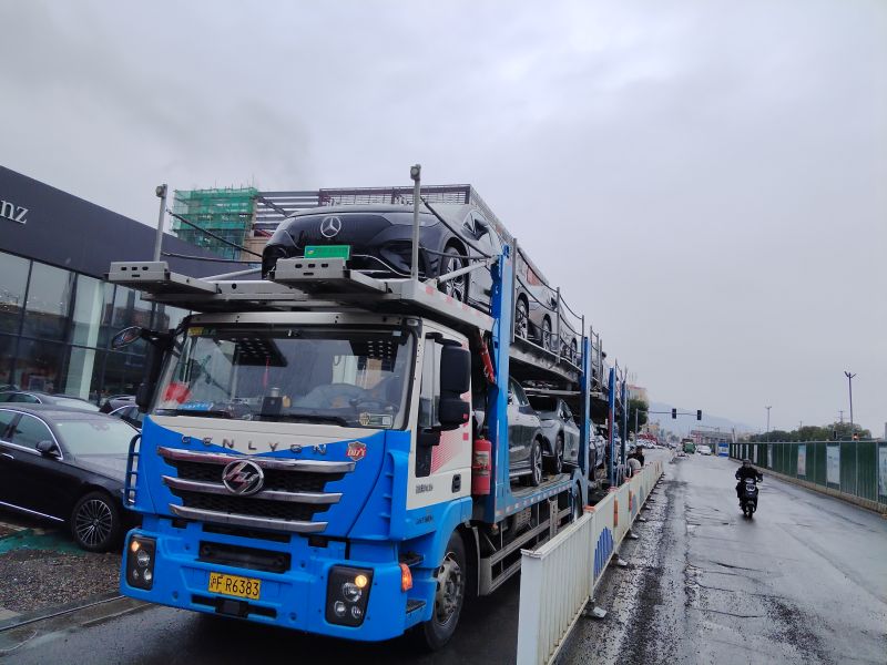 Chinese vehicles prepared for fleet export delivery